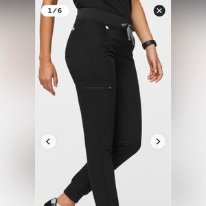 NWT Figs Zamora scrub pant. Black XS Petite